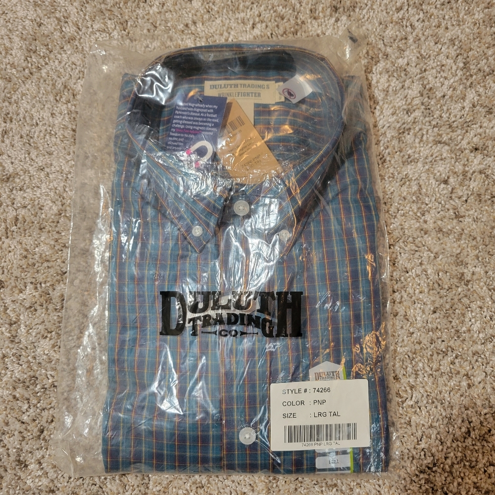 Duluth Trading Co Magnet Front Relaxed Fit Button Down Shirt